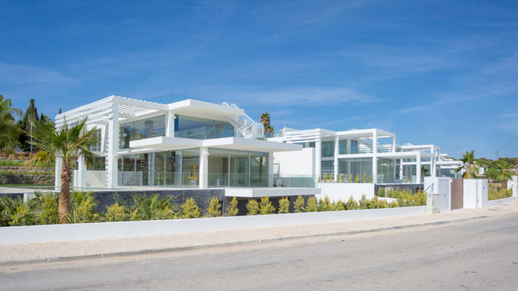 Dunas Douradas Beach Villas, Almancil - the Algarve development that won the Prémio Projeto KNX Portugal 2020, KNX installation by iHome
