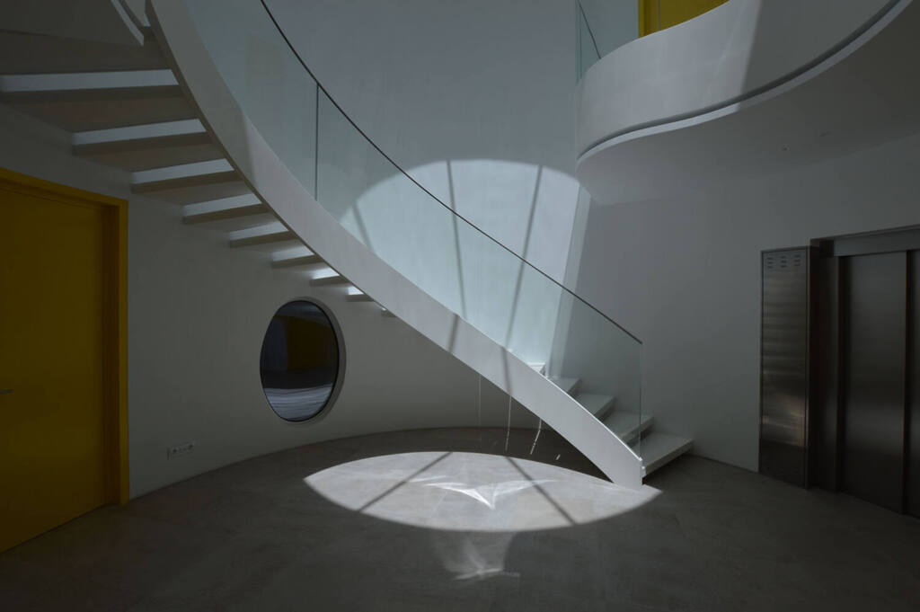 Private house in Lagos, Algarve, architecture by Mário Martins, technology installation by iHome