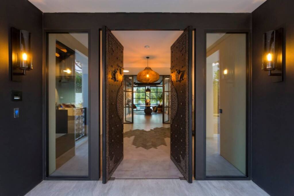 Private house in Quinta do Lago, Algarve, architecture by JSH Algarve, technology installation by iHome