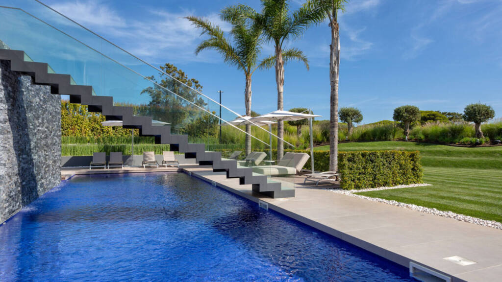 Private house in Quinta do Lago, Algarve, architecture by JSH Algarve, technology installation by iHome