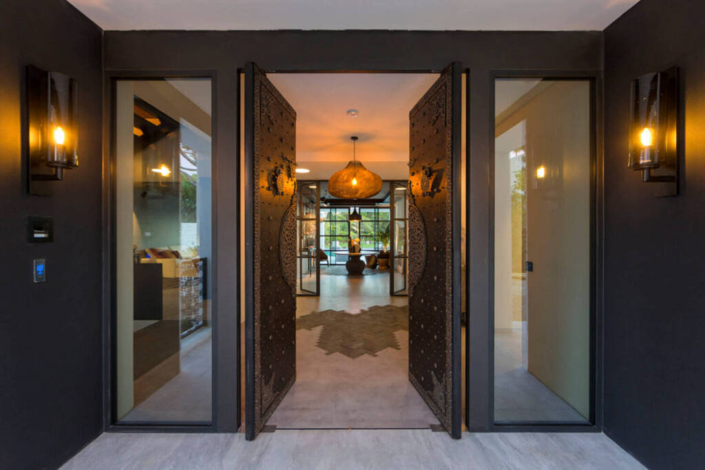 Private house in Quinta do Lago, Algarve, architecture by Jutta Hoehn, JSH Algarve, technology installation by iHome